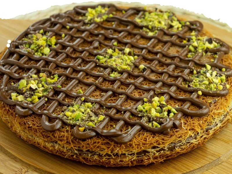 كنافة نوتيلا كبيرة