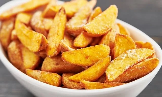 علبة بطاطا ودجز