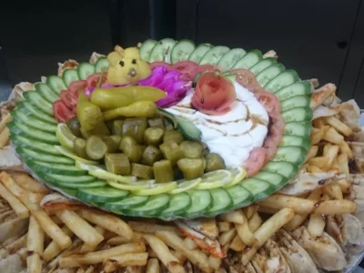 وجبة عربية تكفي 4 أفراد