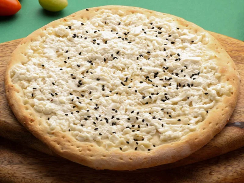 معجنات جبنة بيضاء